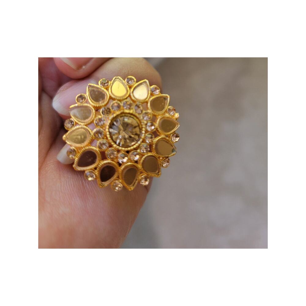 Vintage Gold Tone floral Statement adjustable  Ring  mirrors& Gems - Size 7-9